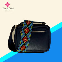 Load image into Gallery viewer, Leather Bag with Art Huichol