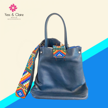 Load image into Gallery viewer, Leather Tote Bag with Art Huichol