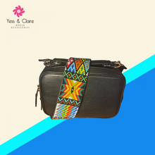 Load image into Gallery viewer, Leather Bag with Art Huichol