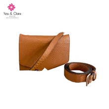 Load image into Gallery viewer, Leather Cross Body