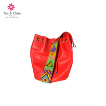 Load image into Gallery viewer, Leather Tote Bag with Art Huichol
