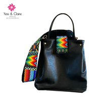 Load image into Gallery viewer, Leather Tote Bag with Art Huichol